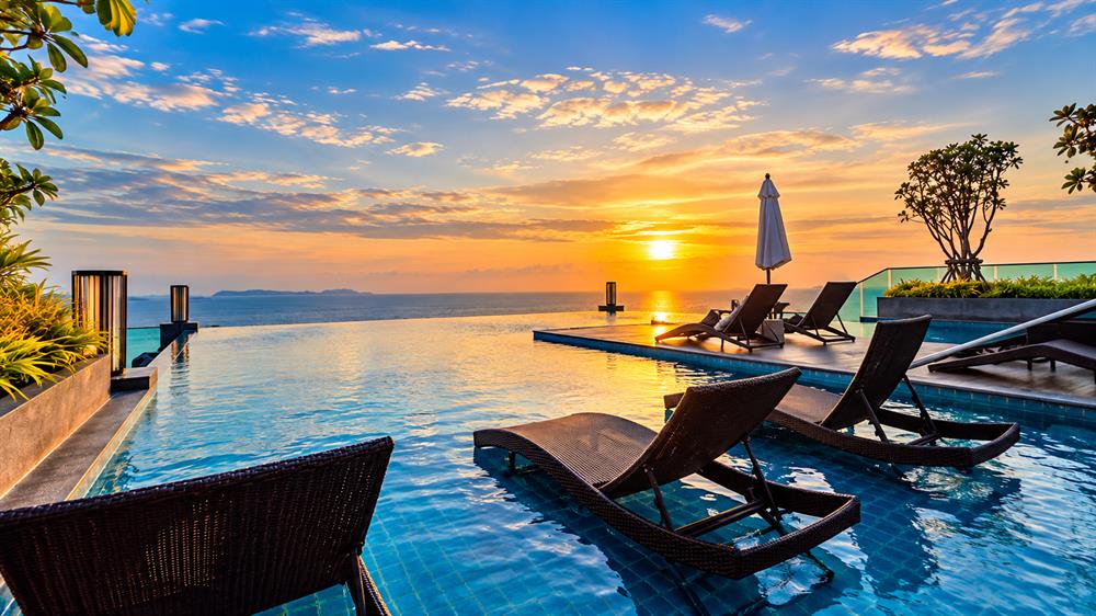 Infinity swimming pool overlooking the sea from a Wongamat Beach condominium in Pattaya
